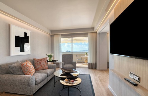 Ilisia Hotel | Divani Caravel