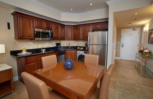 Palm Beach Hotel | Divi Phoenix Luxurious Studio Suite with Ocean View