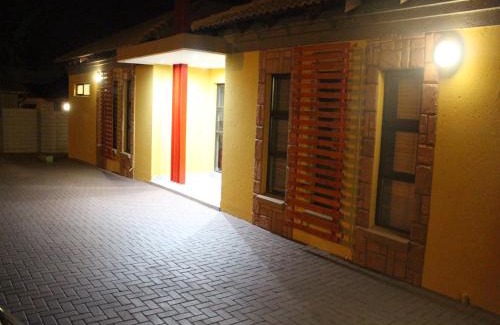 Rustenburg House | Divine Guest Lodge