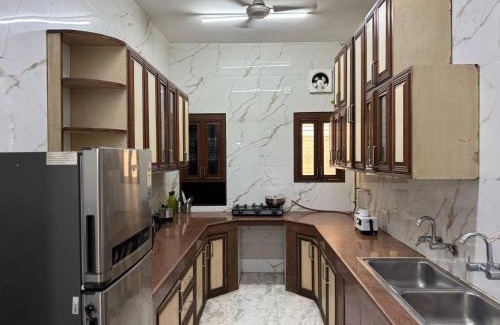 Saket Apartment | Divine India Service Apartment 2Bhk 1A Saket