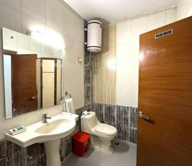 Saket Apartment | Divine India Service Apartment 2Bhk 1A Saket