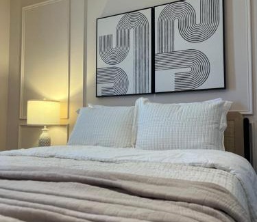 Davenport House | Divine room - Davenport 5 star - shared bathroom