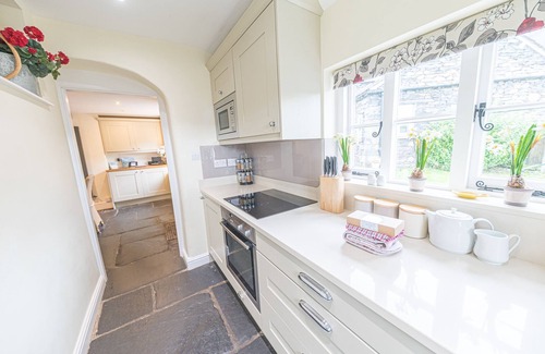 Coniston Cottage | Dixon Ground Farm, Coniston - a beautiful farm house with 3 bedooms