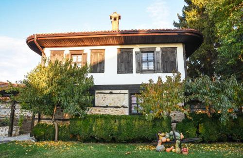 Panagyurishte Hotel | Djudjeva Kyshta Hotel