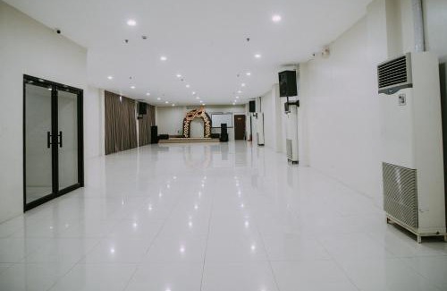 Minglanilla Hotel | DLT Suites Cebu powered by Cocotel