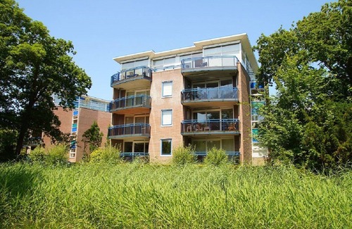 Domburg Apartment | DO23, beautiful apartment directly behind the dune!