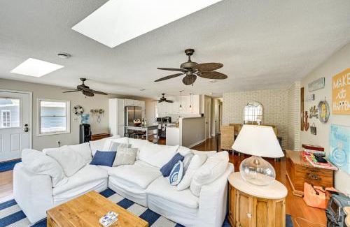 Union House | Dock and Kayaks Lake-View Home, 29 Mi to Notre Dame