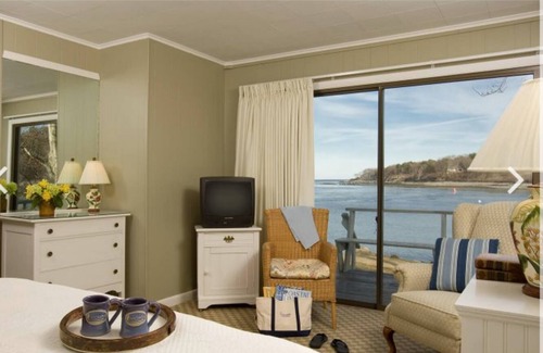 York Hotel | Dockside Guest Quarters & Restaurant