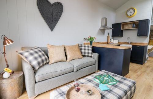 Llandrindod Wells House | Doe Lodge