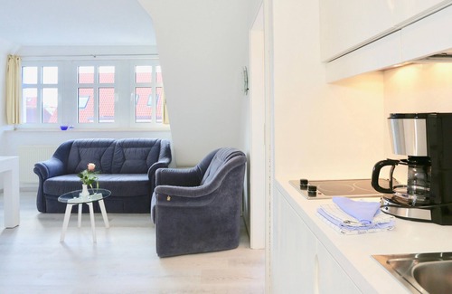 Juist Apartment | Dog and family-friendly apartment with sauna and swimming pool, centrally located