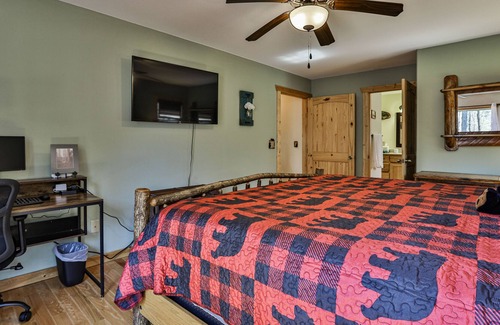 Ellijay Cabin | Dog and Family Friendly-Hot Tub-Pool Table-Arcade- Foosball-Large & Private-