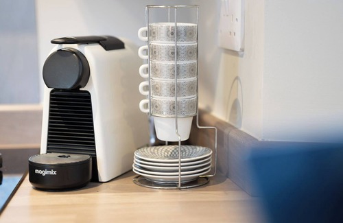 Ambleside Apartment | Dog friendly apartment with Sky TV by LetMeStay