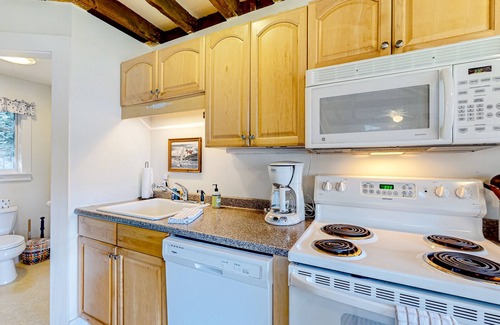 Boothbay Harbor House | Dog-friendly bay view home - water views, dock access