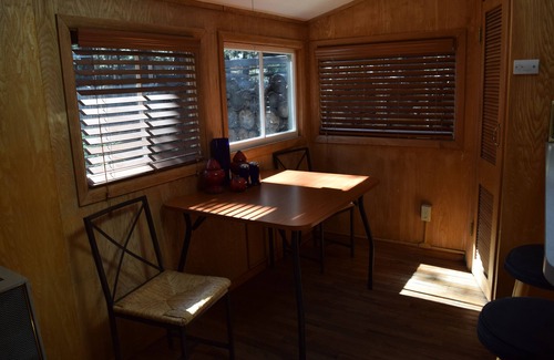 Bijou Park Cabin | Dog Friendly Cabins