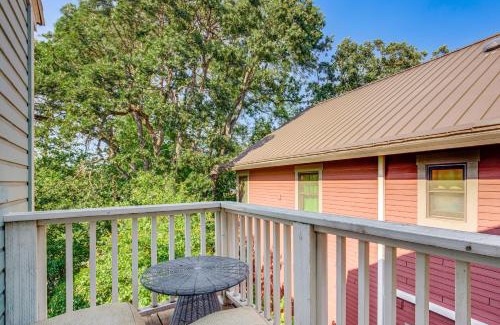 Hood River House | Dog-Friendly Columbia Cottage in Hood River!