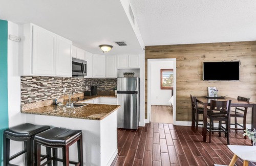 Southwest Orlando Condo | Dog-friendly condo with a kitchenette, AC, pools, hot tubs, tennis, & gym