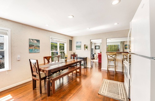 Wapato Point House | Dog-friendly cottage w/partial lake view and central AC - walk to the lake