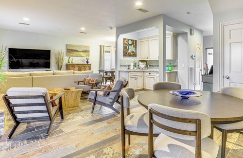 Cypress House | Dog-Friendly Cypress Vacation Rental w/Lanai!