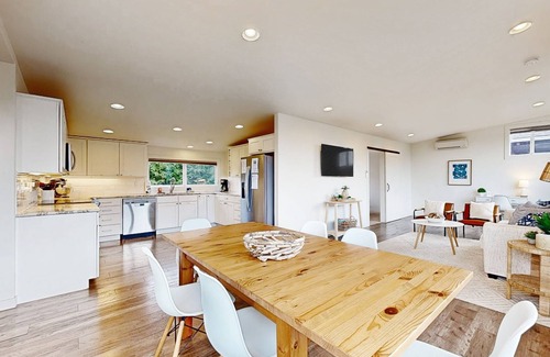 Rockaway Beach House | Dog-Friendly Home with Private Hot Tub, WiFi, Private Washer/Dryer, & Deck