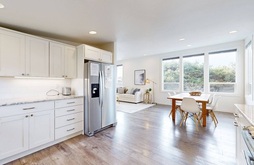 Rockaway Beach House | Dog-Friendly Home with Private Hot Tub, WiFi, Private Washer/Dryer, & Deck