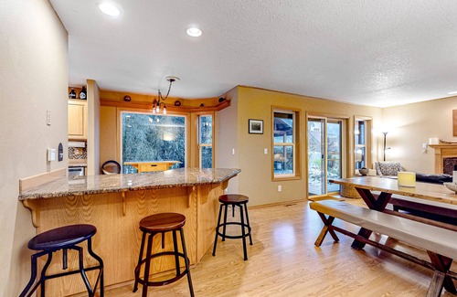 Mount Hood Village House | Dog-friendly home with hot tub, shared pool, firepit, fireplace, & river access