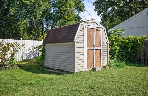 South Glens Falls House | Dog-friendly house near West Mountain with large lawn, patio, grill, streaming