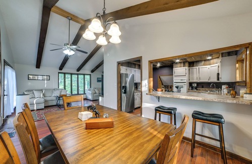 Gilbertsville House | Dog-Friendly Kentucky Lake Home w/Game Room!
