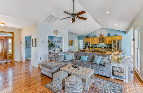Mineral House | Dog-Friendly, Lakefront Home w/Free WiFi, Game Room, Central A/C, & Boat Access