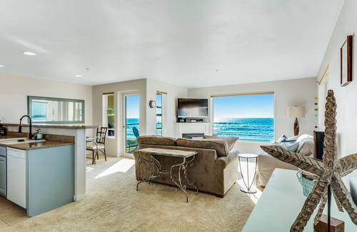 Westport Condo | Dog-friendly oceanfront condo with beach access, fitness room, and amazing views