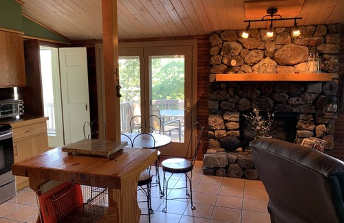 Mid America House | Dogwood Point Lake House on Lake Hamilton