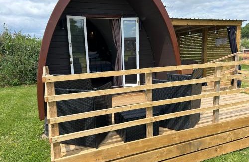 Saint Asaph Other | Dolafon Luxury Glamping Pod 2 With Hot Tub