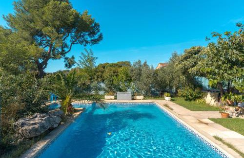 Lambesc Apartment | Dolce Vita 2