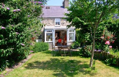 Nefyn House | Dolfor