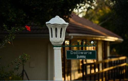 Trawal House | Dolliwarie Guesthouse