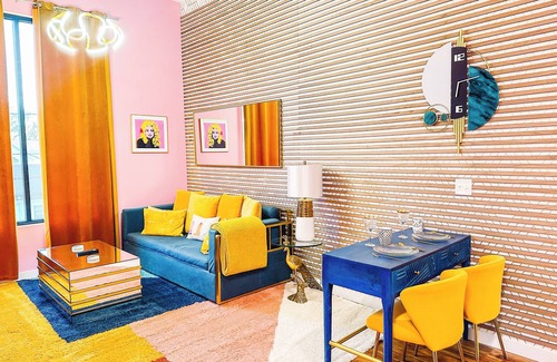 North Nashville Apartment | Dolly's Art Deco: Luxe Stay Near Broadway