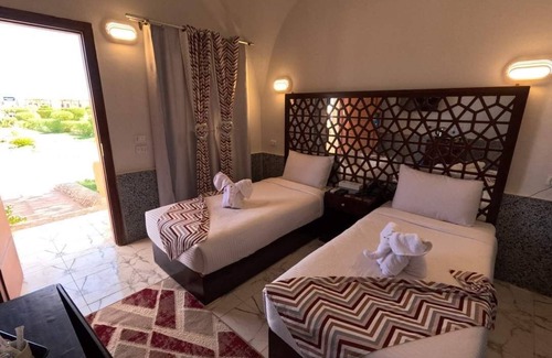 El Quseir Hotel | Dolphin Continental Hotel El Quseir