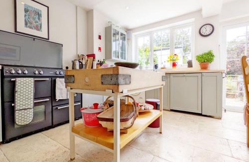 South Hayling House | Dolphin Cottage - Hayling Island