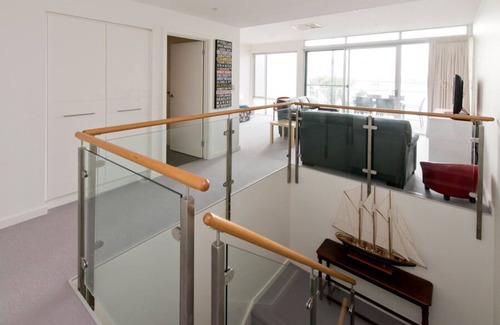 New Port House | "DOLPHIN COVE" - waterfront views near Semaphore Beach