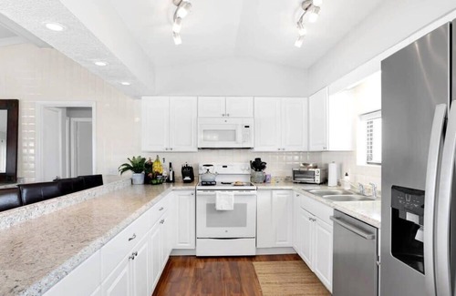 Ponte Vedra Beach House | Dolphin Dunes - Wren Beach Rentals by Portoro