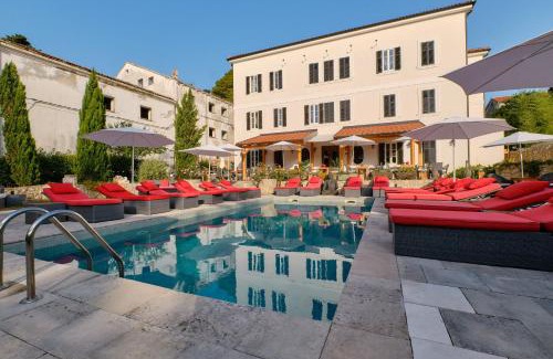 Veli Losinj Hotel | Dolphin Suites