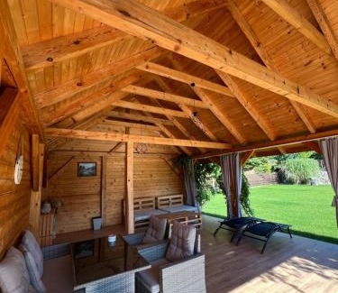 Zakliczyn Apartment | Dom na Borówkowym Wzgórzu