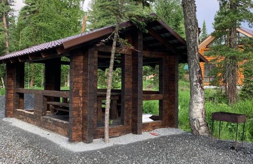 Sheregesh House | Дом у ручья