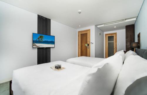 Ngu Hanh Son Apartment | DOMA by HSuites Hotel & Apartment