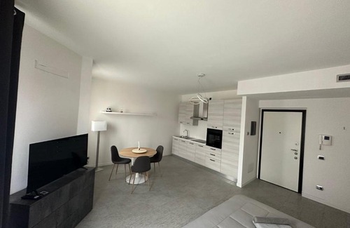 Inveruno Apartment | ] DOMA [