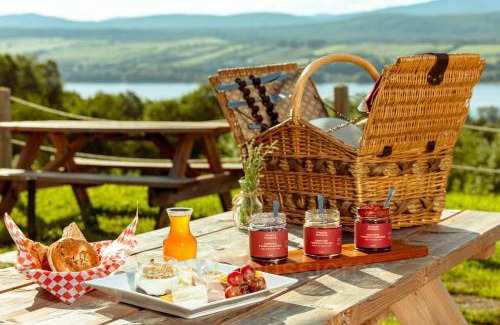 Saint-Pierre-de-l'lle-d'Orleans Bed & Breakfast | Domaine Steinbach Cidrerie B&B Distillerie