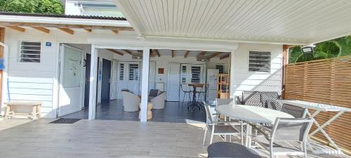 Deshaies House | Domaine Choco Vanille