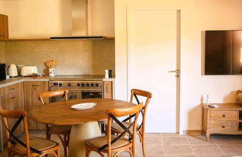 San-Gavino-di-Carbini House | Domaine de Gialla Bergerie Quercia, 2 pers, piscine chauffée, 10 mn plage