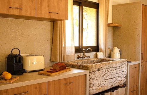 San-Gavino-di-Carbini House | Domaine de Gialla Bergerie Prugna, 2 pers, piscine chauffée, 10 mn plage