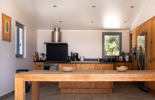 Gordes Bed & Breakfast | Domaine de l'Enclos