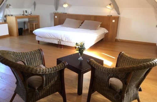 Buleon Hotel | Domaine de la Ferrière